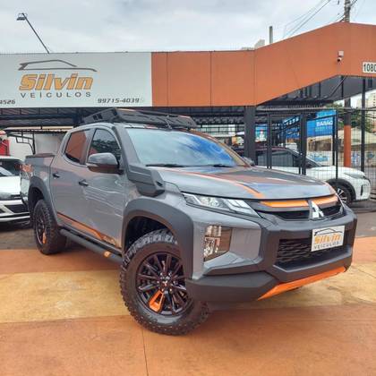 MITSUBISHI L200 TRITON 2.4 16V TURBO DIESEL SPORT SAVANA SERTÔES CD 4P 4X4 AUTOMÁTICO MITSUBISHI L200 TRITON 2.4 16V TURBO DIESEL SPORT SAVANA SERTÔES CD 4P 4X4 AUTOMÁTICO